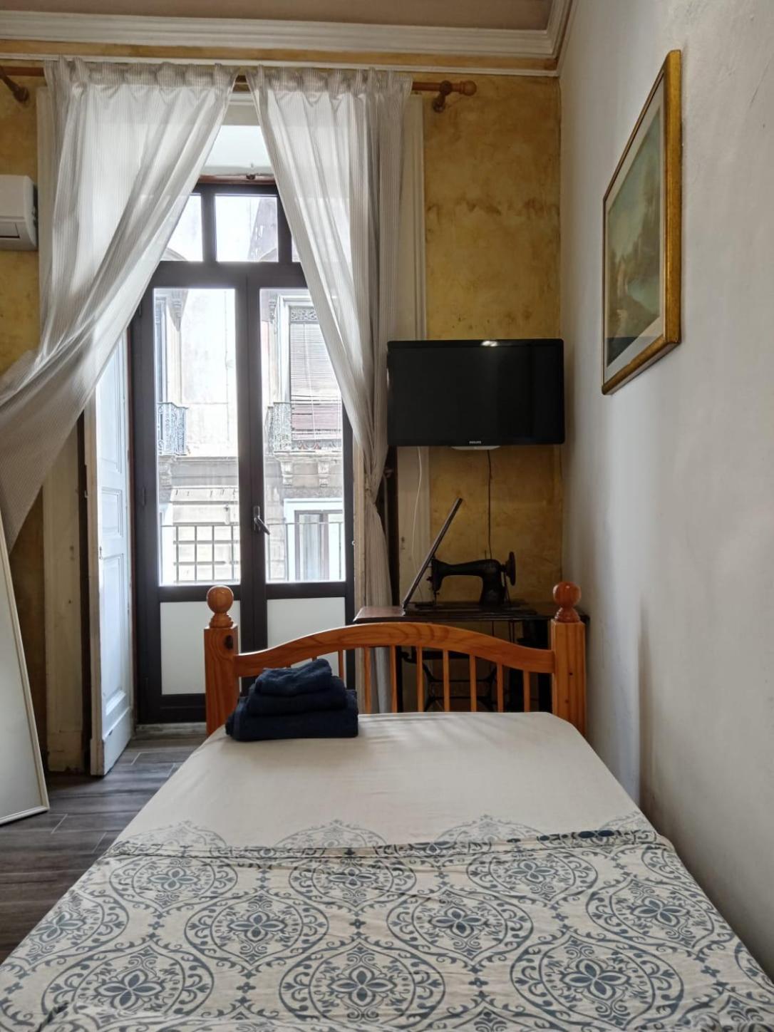 Art In Center Couette-café